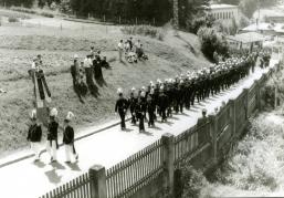Festzug bei der Fahnenweihe 1961
